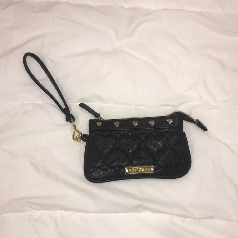 black clutch